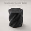 Table d'appoint en forme de pétale en fibre de verre noire - table d'appoint sculpturale 19,7 po avec base à racines torsadées et capacité de 300 lb