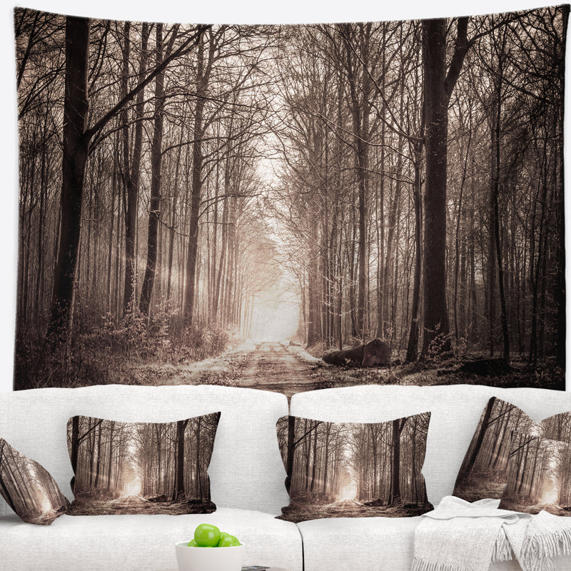Tapisserie de forêt en polyester de couleur sépia avec accessoires suspendus inclus, H 68 po x l 80 po