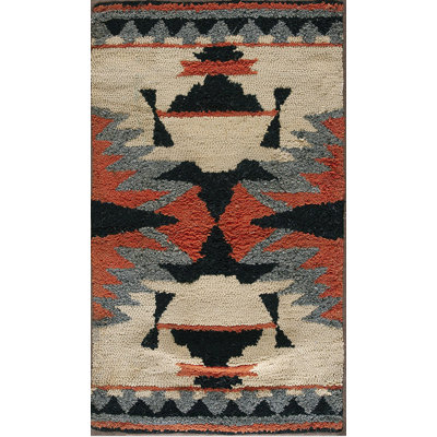 Antique Small Scatter Size 1940s Hooked American Wool Ivory Rug