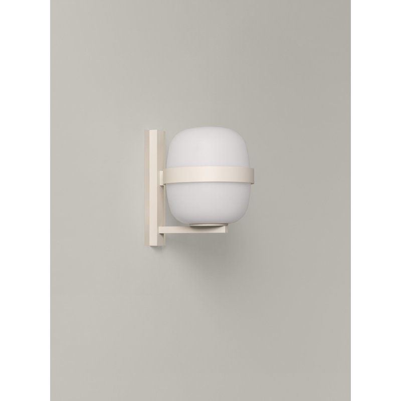 Wally Cestita Wall, White