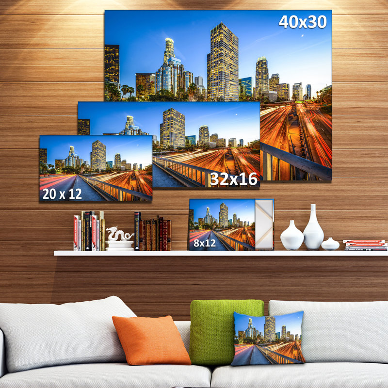 «Downtown LA with trafic Trail», reproduction de photo sur toile tendue, H 16 po x l 32 po x P 1 po