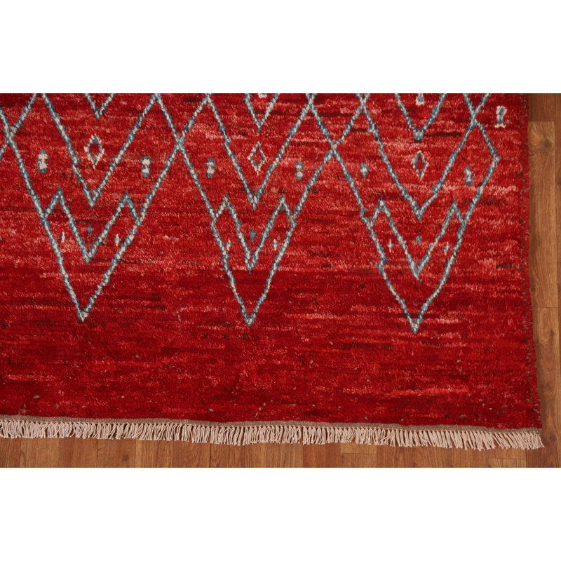 Tapis rouge unique 5 pi 5 po x 7 pi 9 po New Age