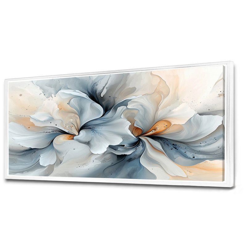 «Delicate Flower Petals In Motion I», reproduction sur toile, H 28 po x l 60 po, Impression sur cadre flottant, Blanc