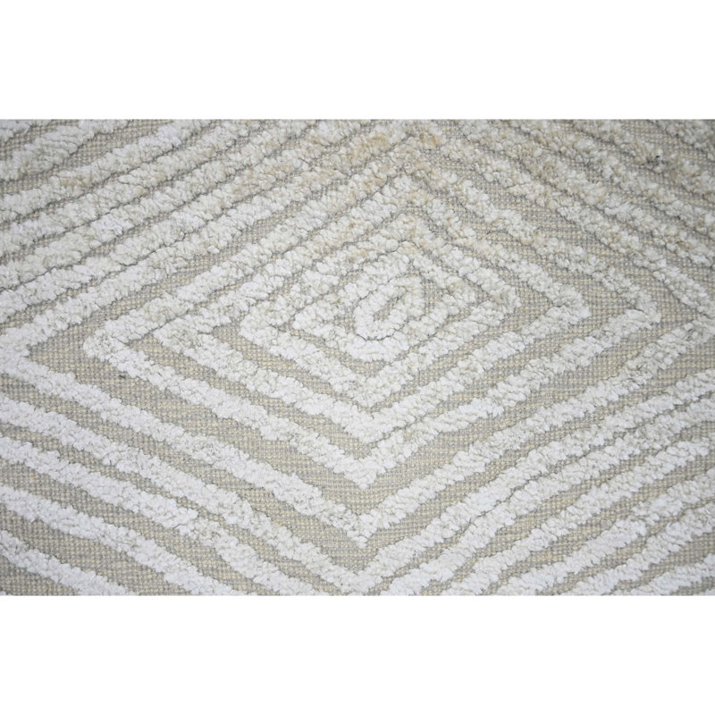 Geometric Area Rug in Silver/Gray, Rectangle 8' x 10'