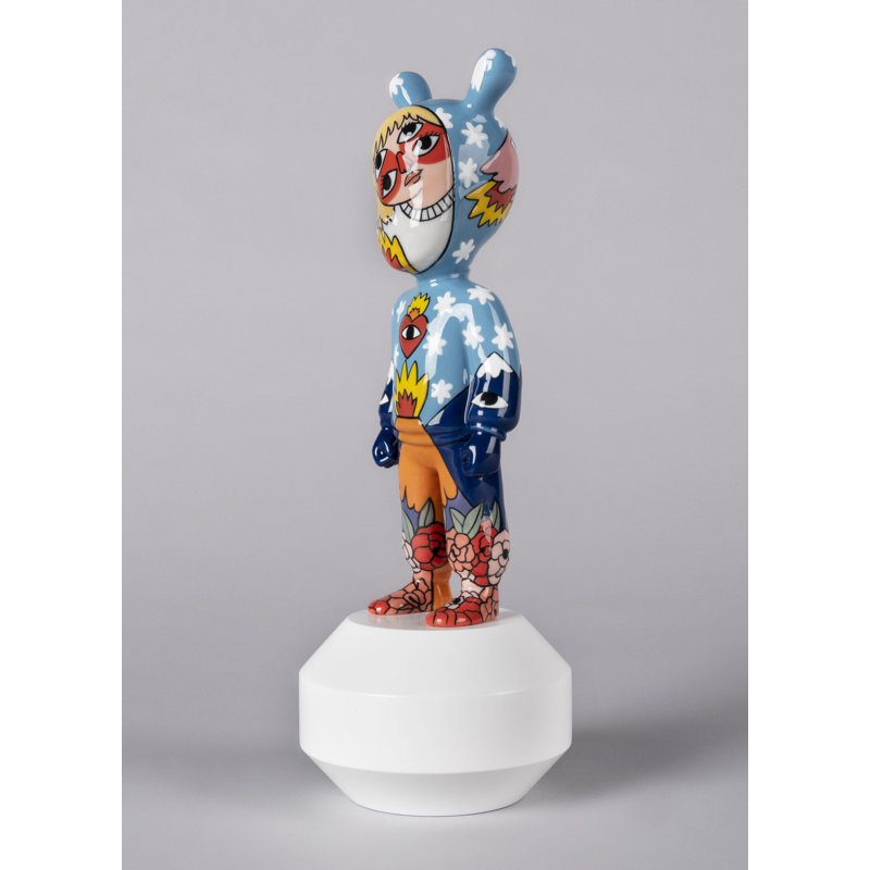 Figurine the guest de ricardo cavolo