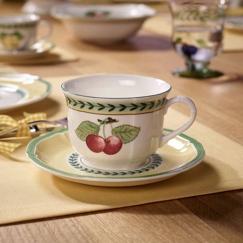 French Countryside Floral Pattern Round Saucer with Scalloped Edge