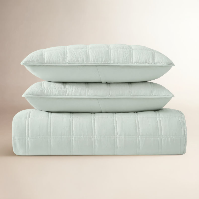 Reta Polyester Quilt, King Quilt + 2 King Shams, Gray
