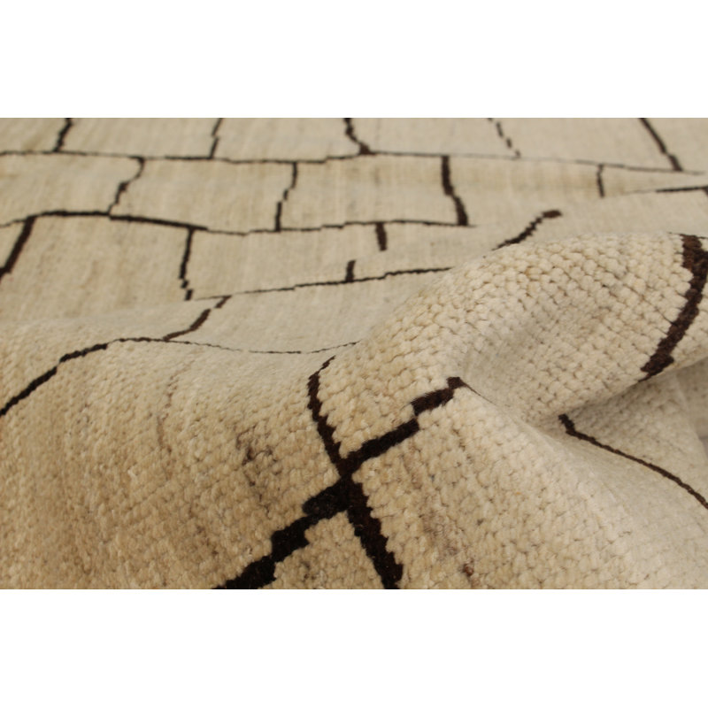 Tapis marocain noir unique en laine noué à la main de style années 2010 de 8 pi 10 po x 11 pi 10 po