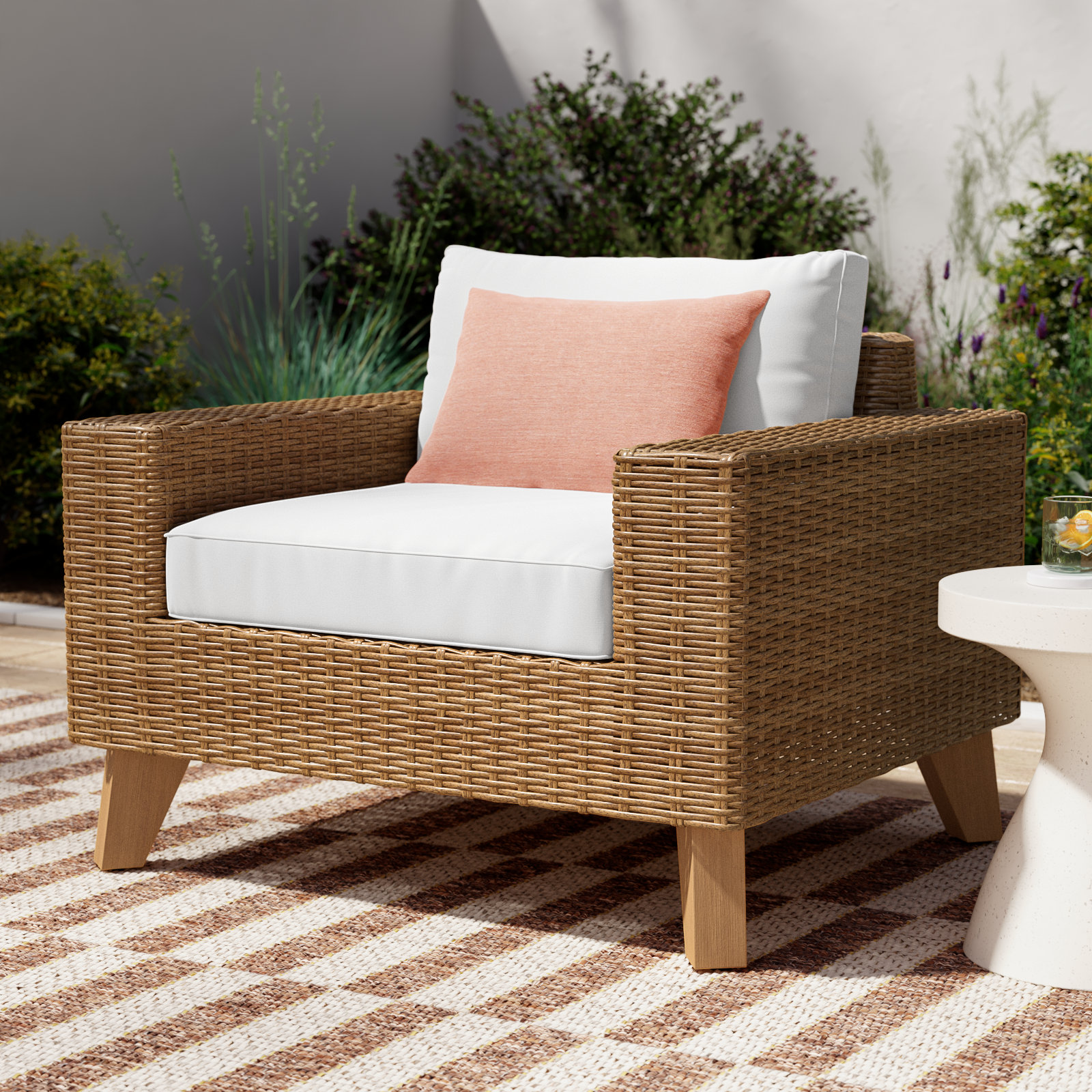 Swifton Outdoor Lounge Chair, Natural