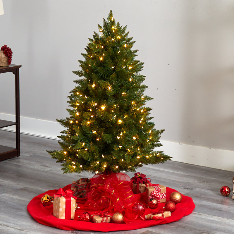 Lighted Christmas Tree, 4' H