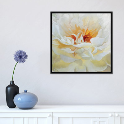 Alabaster Petals par 5by5collective - Impression sur toile