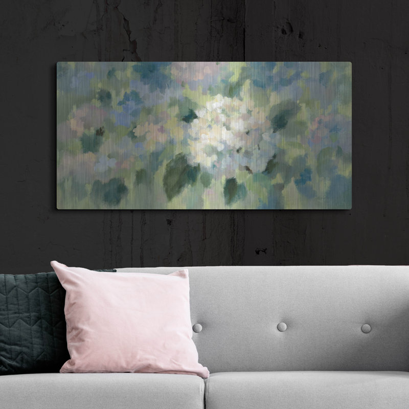 «Hydrangea Mosaic» par Silvia Vassileva, H 24 po x l 48 po