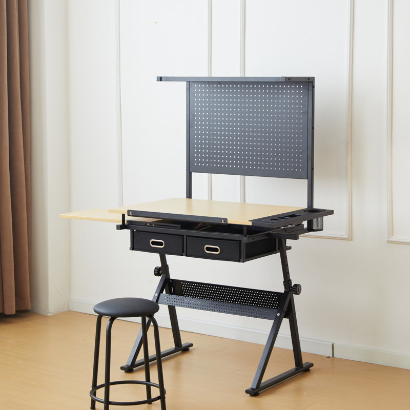 Table à dessin avec panneau perforé en métal