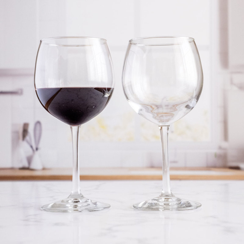 Libbey Vineyard Reserve 8-Piece Wine Glass Party Set For Chardonnay And Merlot/Bordeaux