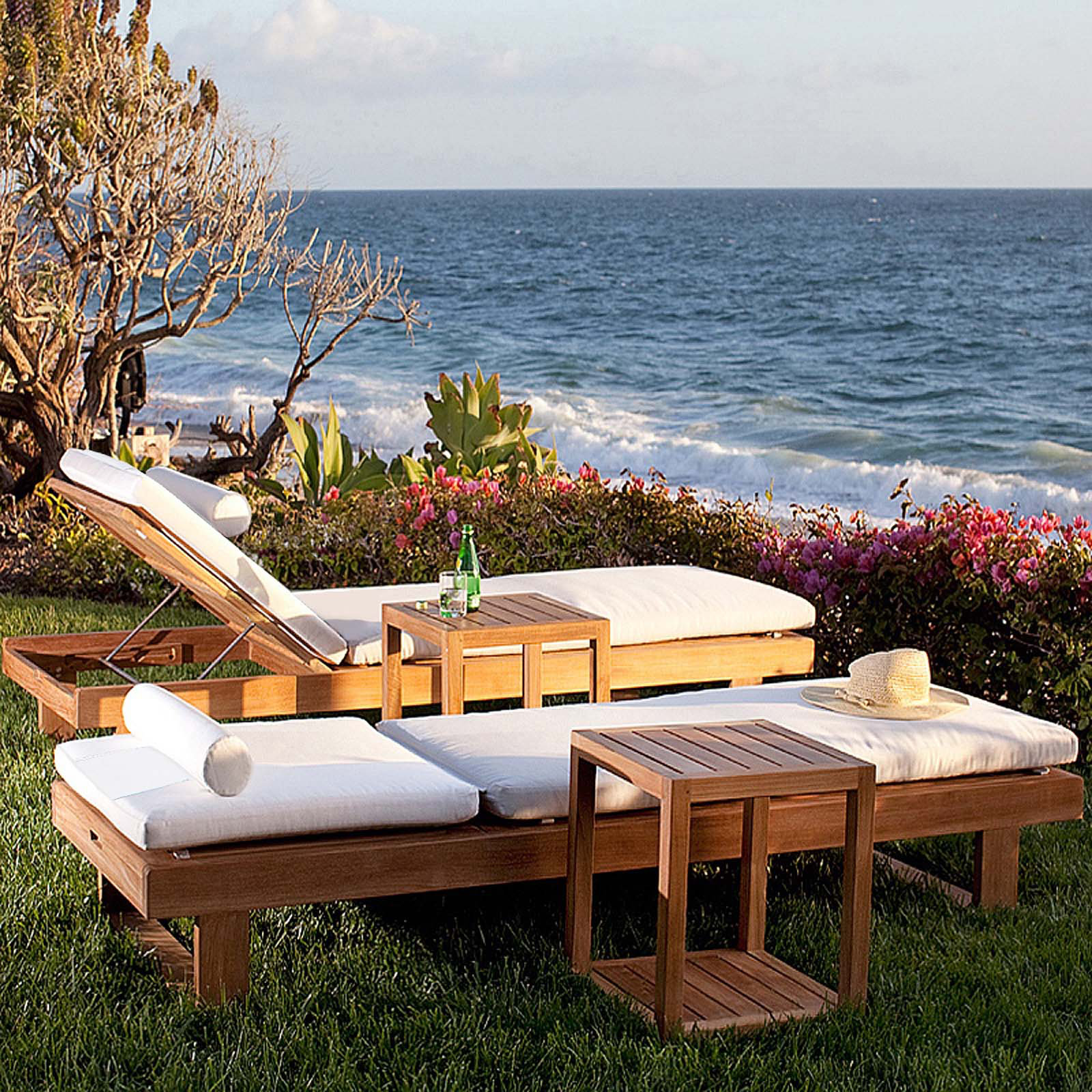 Westminster Teak 28.75'' Outdoor Chaise Lounge