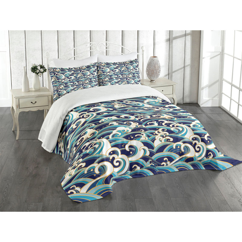 Nautical Ocean Waves Pattern Quilted Queen Bedspread Set