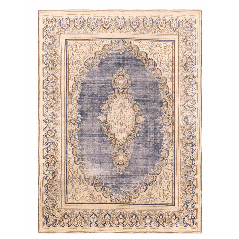 Tapis bleu marine Antalya 8 pi 9 po x 11 pi 11 po