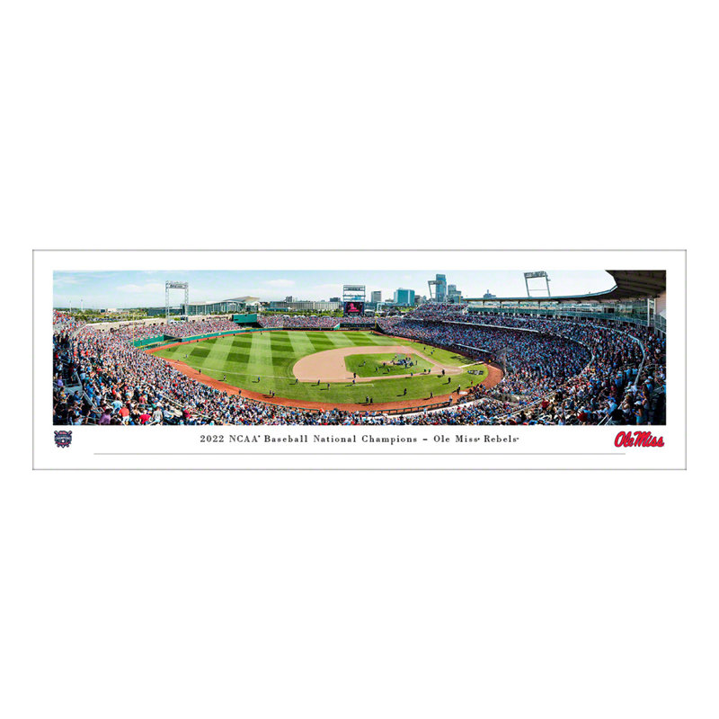 Ole Miss Rebels, 2022 College World Series, H 13,5 po x l 40 po x P 1,5 po, Blanc