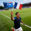 Drapeaux à manivelle à la main kbndieu-129710223