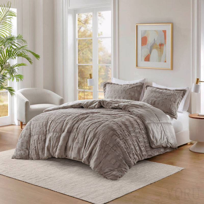 3 Pcs King/Cal King Solid Faux Fur Comforter Mini Set Gray