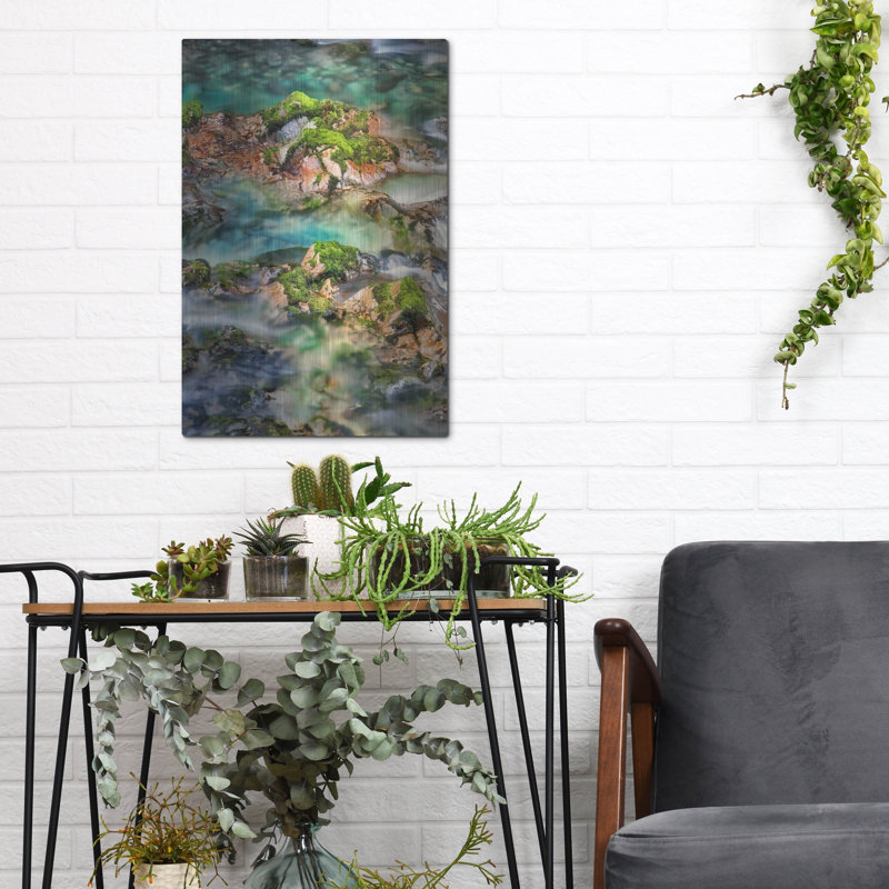 «Mossy Rocks» par Dennis Frates, H 16 po x l 12 po