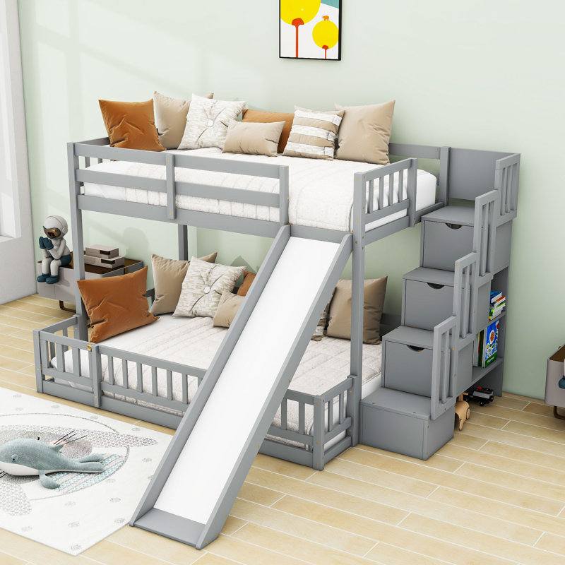 Lit superposé simple au-dessus de double avec glissière et escalier de rangement, tablettes, Gris