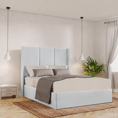 Bettzel Upholstered Ottoman Storage Bed