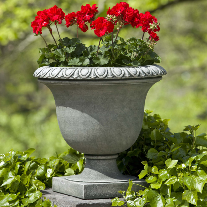 Litchfield Planter, Graystone