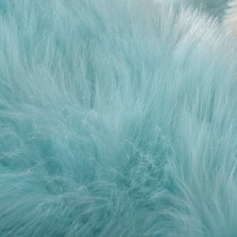 Chasty Faux Sheepskin Indoor Rug, Round 6'