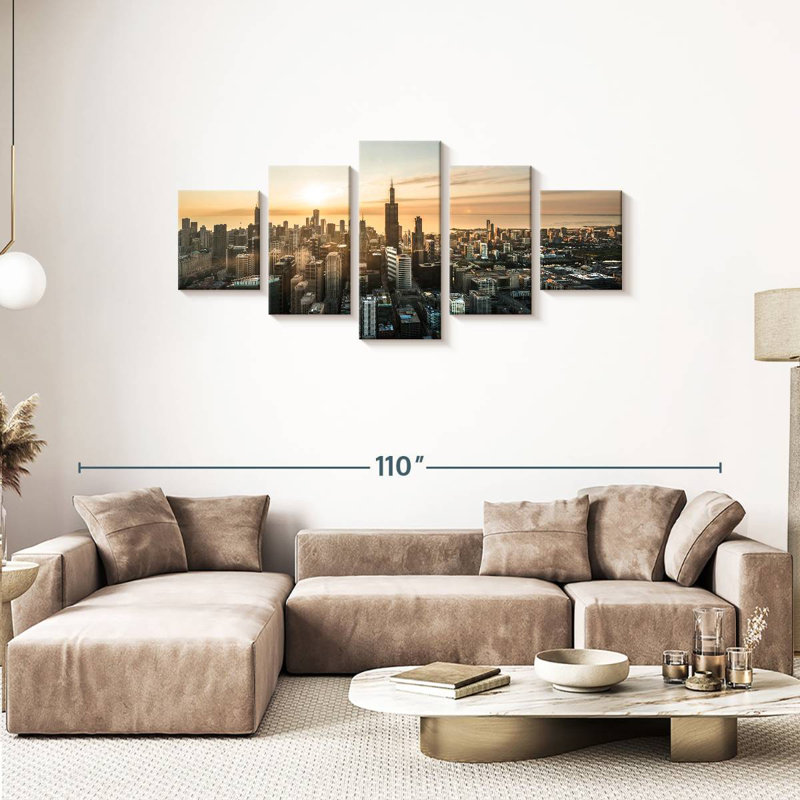 Senne Chicago City, 34" H x 74" W