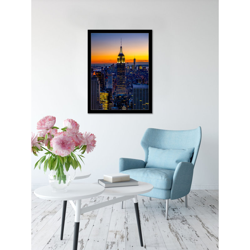 «New York NYC Empire State Building at Sunset» par Wayne Collamore - photographie de cadre, H 38 po x l 26 po x P 1,25 po