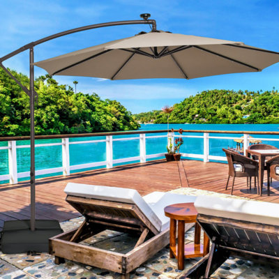 Parasol en porte-à-faux 10 pieds avec 32 lumières DEL et piles de panneau solaire