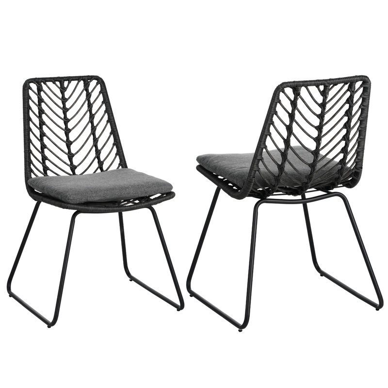 Chaise avec 2 coussins gris pour le divertissement extérieur - transitionnel, assemblage de jardin et utilisation de style transitionnel, eau, requis