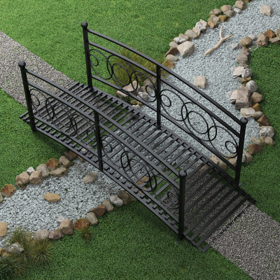 Pont de jardin en métal Kinfant 6 pi - avec rampes à motif circulaire, pont arqué décoratif pour ruisseau, ruisseau, étang, assemblage facile avec ancrages au sol, noir