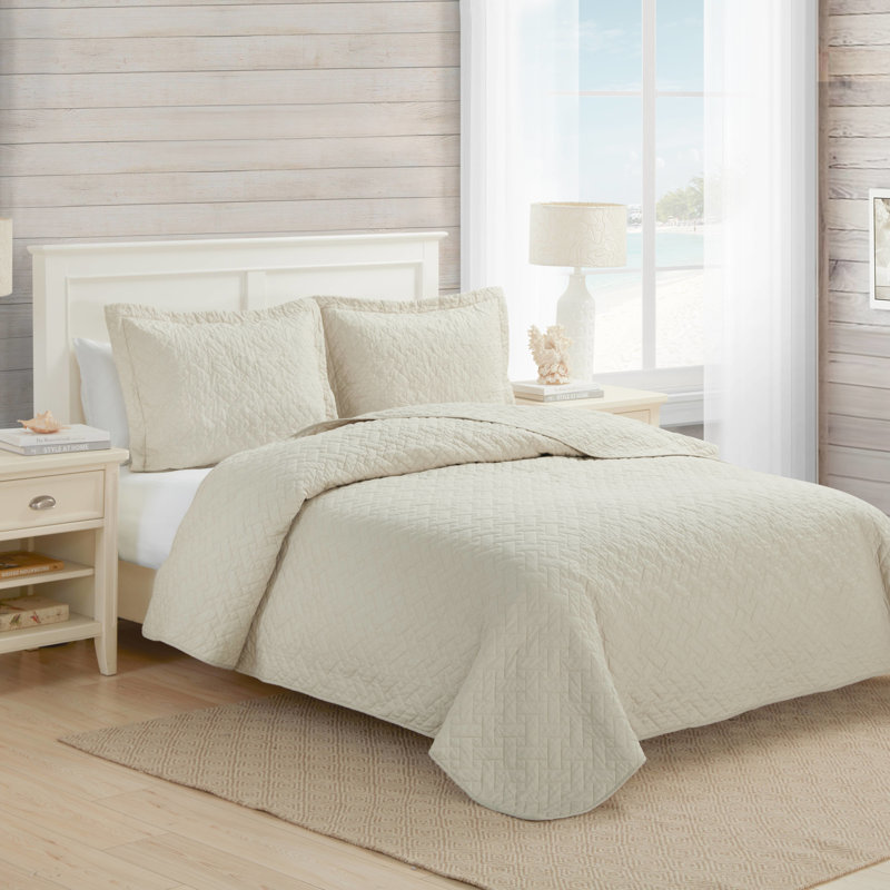 Chevron Reversible 3 Piece Quilt Set, Dune, King Quilt + 2 King Shams