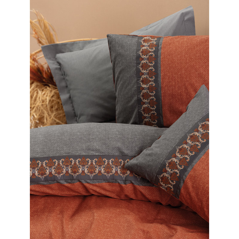 Ensemble de housse de couette 100% coton de qualité supérieure Ranforce, rouge et gris | Comprend une housse de couette de 79 po x 87 po, un drap plat de 94 po x 102 po et 2 taies d'oreiller de 20 po x 28 po | Lavable à la machine, fermeture à boutons, doux et durable