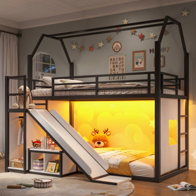 Lit mezzanine cabane double avec glissade, aire de jeux à DEL, support et sac de rangement, noir, cadre de lit mezzanine pour enfants