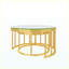 Ensemble de 2 tables basses rondes gigognes à structure circulaire en métal doré avec plateau à finition miroir pour salon et appartement-133491203