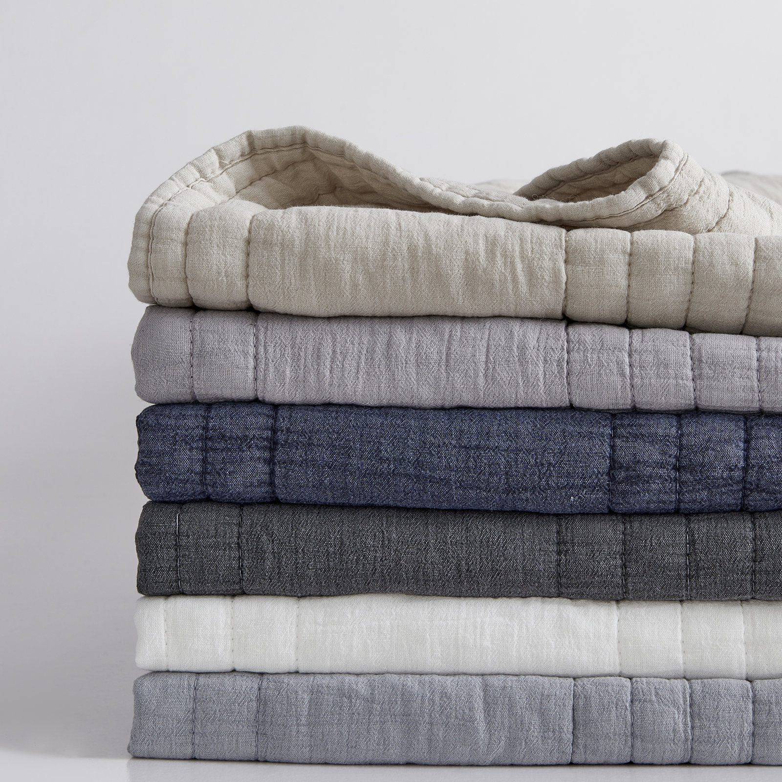 Cotton Quilt Set, White, Queen Quilt + 2 Standard Shams