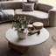 Table basse en bois de style Wabi-sabi