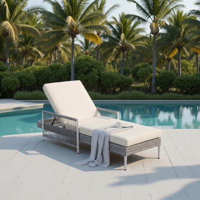 Chaise longue d'extérieur en osier PE toutes saisons TopMAX, chaise longue de patio inclinable réglable à 6 positions avec accoudoirs et coussin gris pour piscine et terrasse