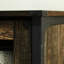 Bois d'ingénierie industriel brun pour le bureau, 3 tablettes horizontales réglables, portes en verre trempé encadrées, configuration ouverte à l'arrière, utilisation dans la conception du bureau, matériau, configuration des tablettes