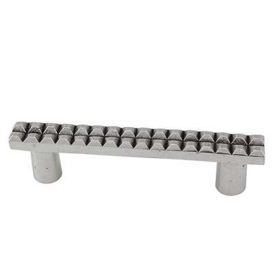 Tiziano Bar / Handle Pull