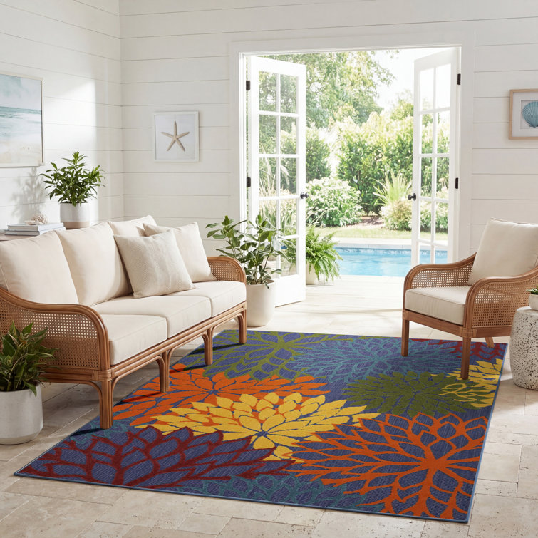 Manorma Floral Indoor/Outdoor Area Rug