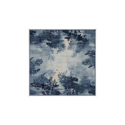 Tapis gris soyeux et moelleux