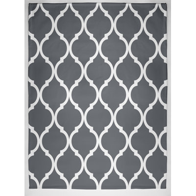 Phaedra Geometric Blanket