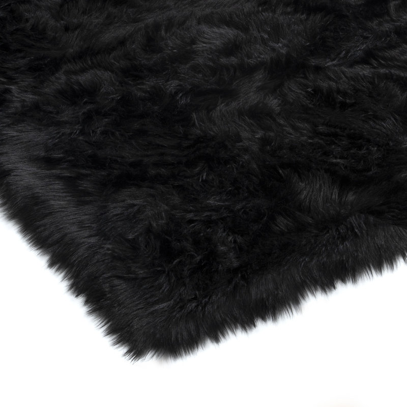 Tapis noir à poils longs lavable en fausse fourrure, Rectangulaire 8 pi x 10 pi