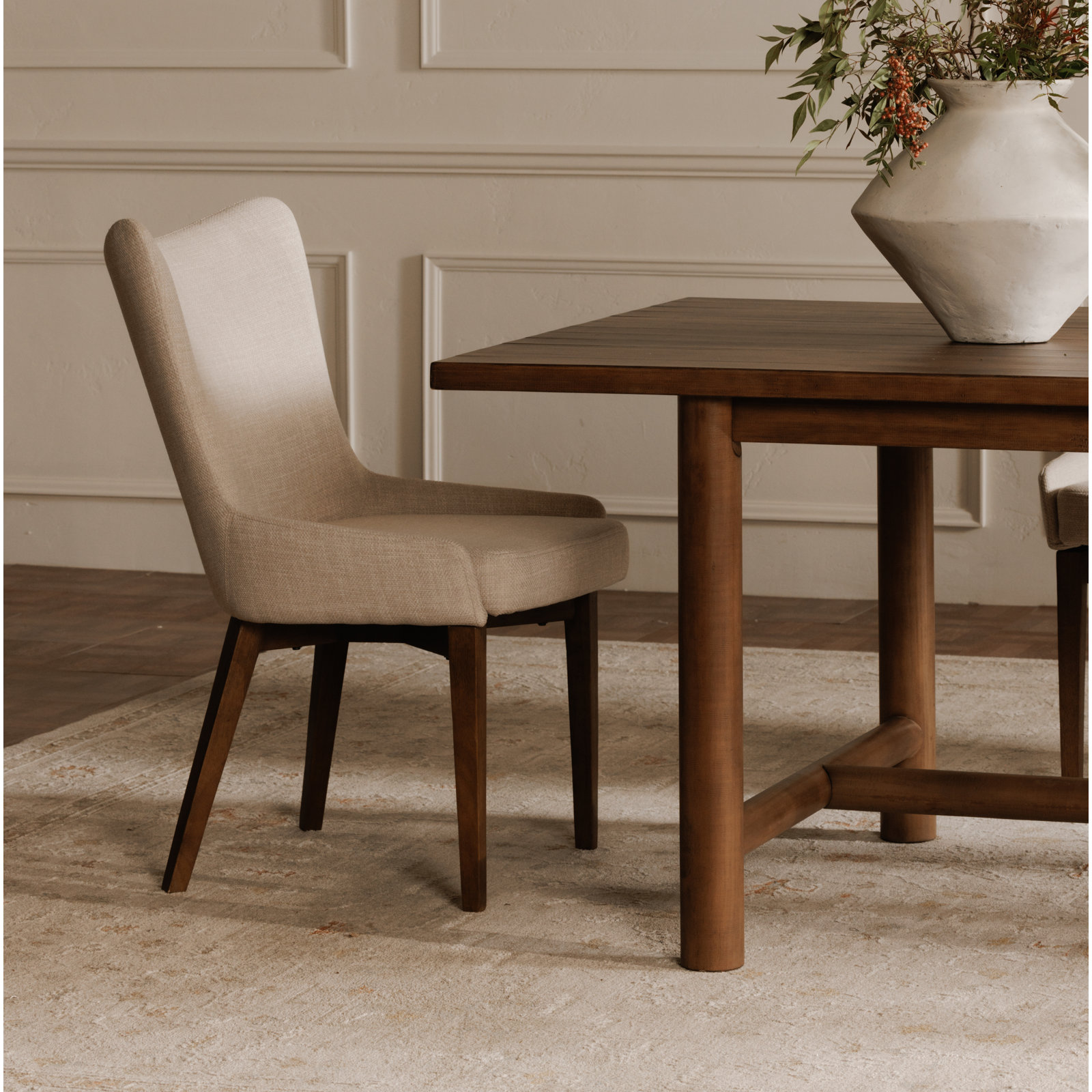 Yuliana Side Chair