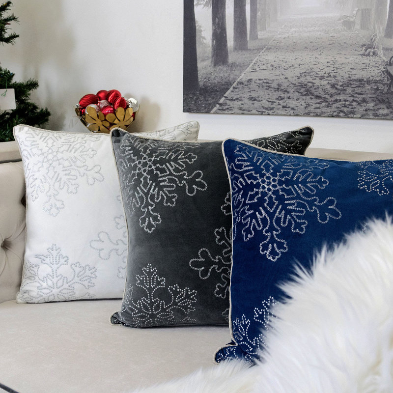 Coussin décoratif en velours bleu 20X20 avec broderie et insert en flocon de neige argenté, Bleu