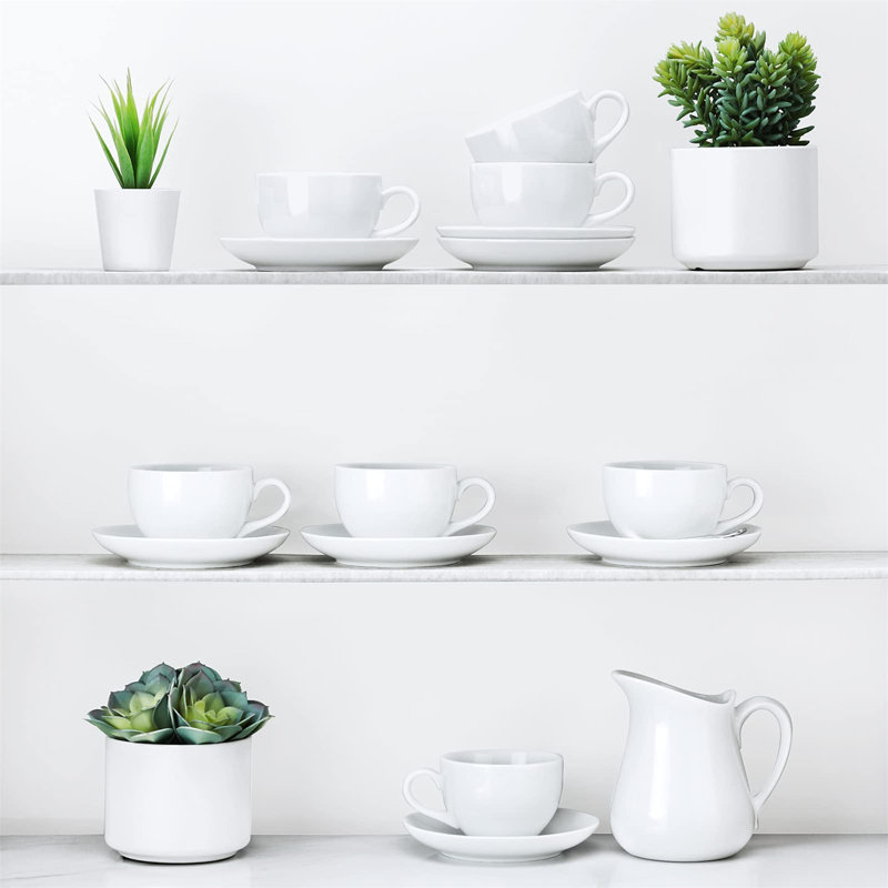 Tasse à café en céramique / porcelaine